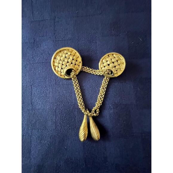 Vintage Sarah Coventry Double Pin basketweave Mens Brooch collar clip - Picture 1 of 7